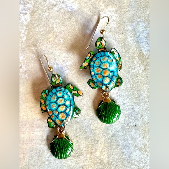 Handmade designed painted sea turtles OOAK tortoise earrings shells sterling - Picture 3 of 5